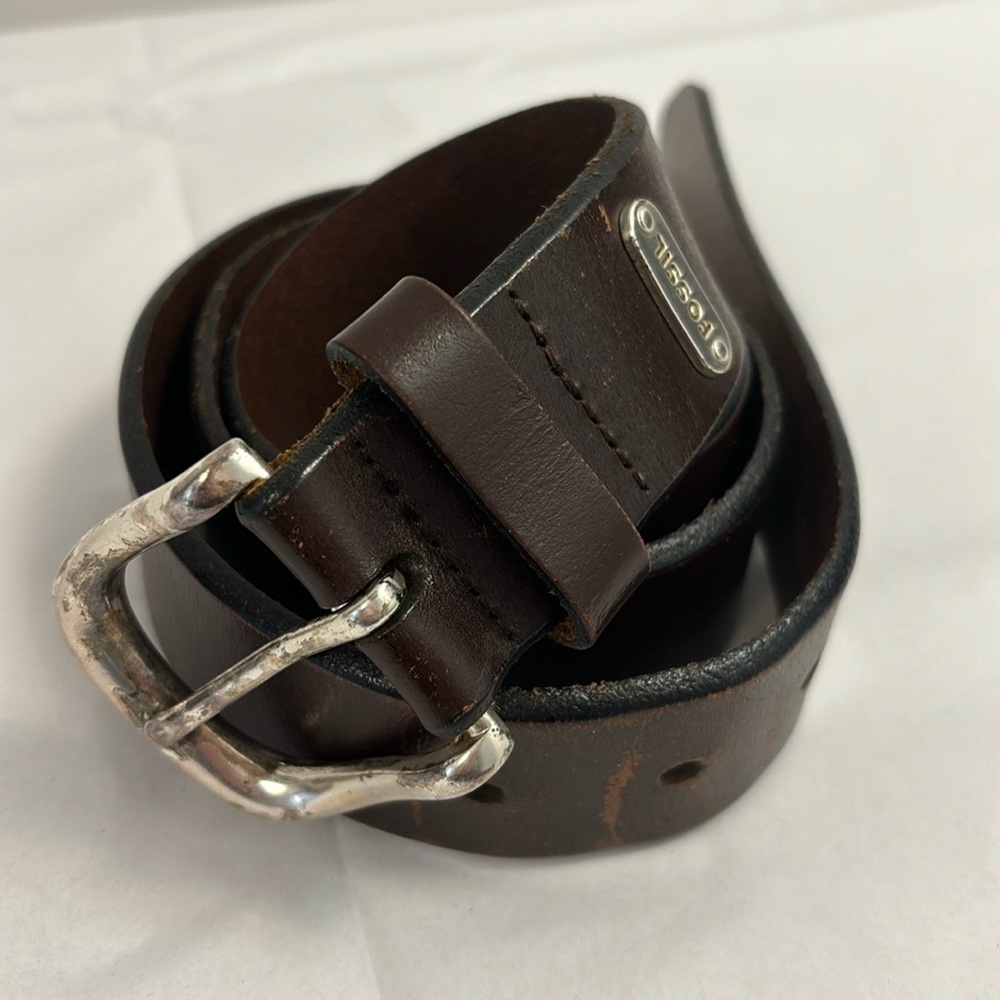 FOSSIL vintage brown leather belt brushed silver tone metal buckle size 34